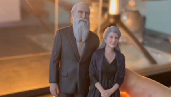 custom-60 years anniversary -figurine-from-photo.webp
