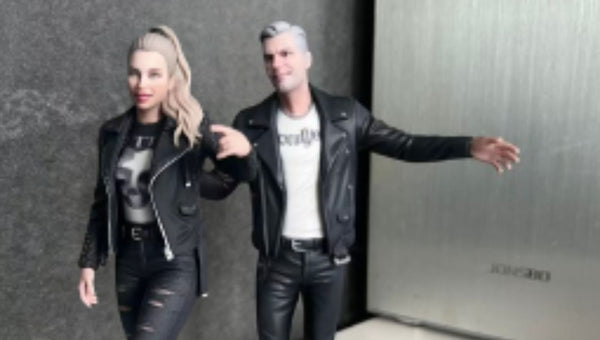 Personalized daughter and farther  figurine made from a  photo as a unique gift