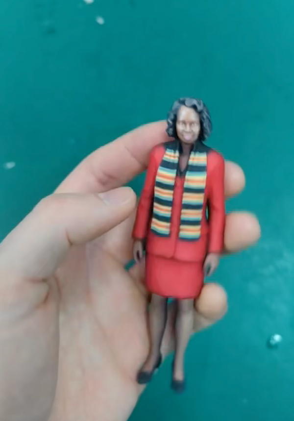 Final Figurine - הישג גאה שנתפס