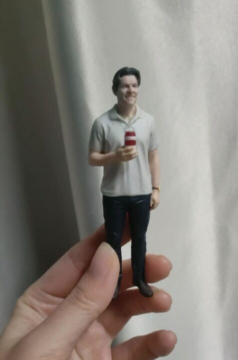 Final Figurine - Mindeværdig fødselsdagsgave til en ven