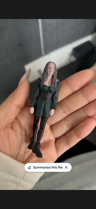 Final Figurine - מתנת יום הולדת לאחות